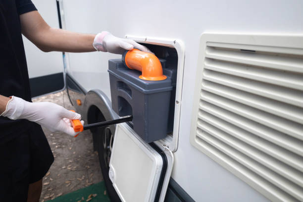 Portable Toilet Options We Offer in Southmayd, TX